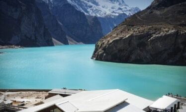 lodges by baroon hunza 4days tour package